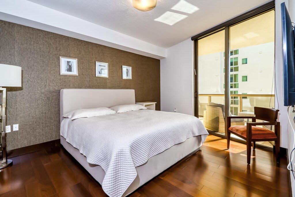 Real Estate Photographer in Miami, Florida